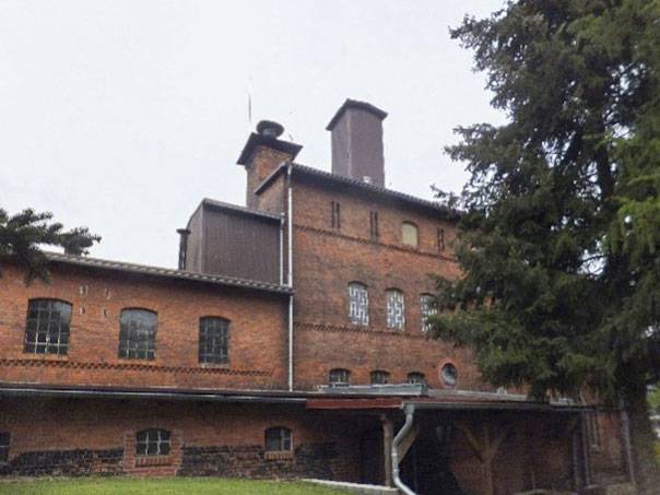 Darrhauptgebaude_2_original