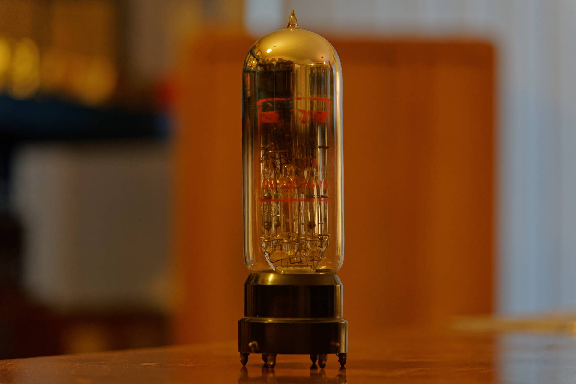 Loewe Mehrfachröhre - die erste integrierte Schaltung in Vakuumtechnik