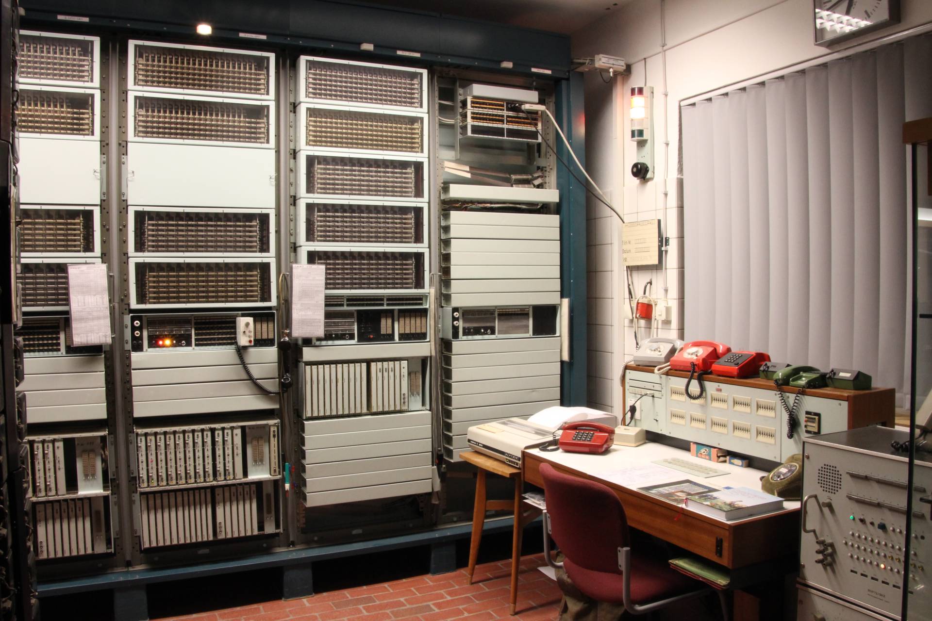 Automatische Telefonzentrale 65.1 mit Betriebskontrolleinrichtung aus  Magdeburg EVst 7